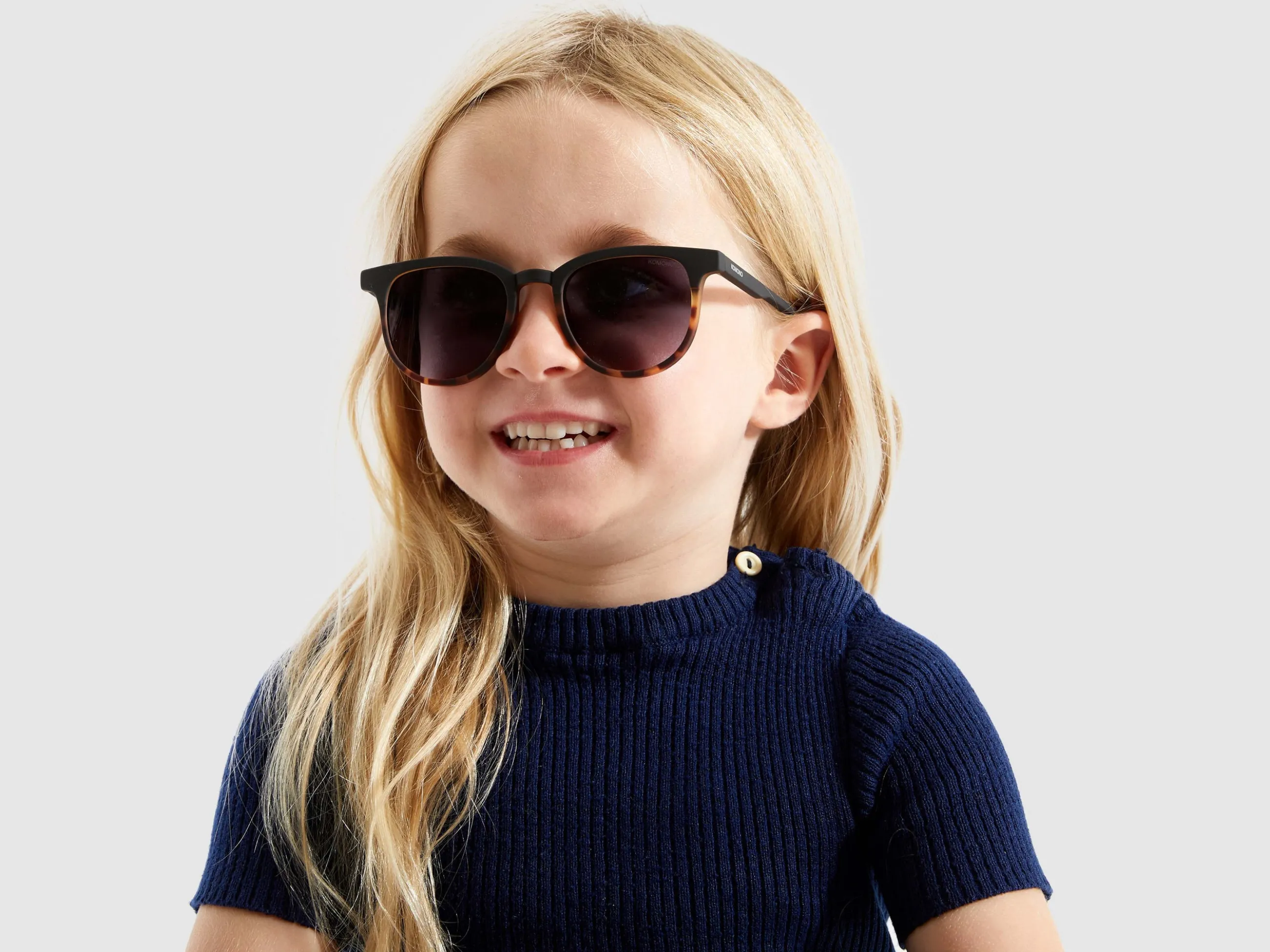 francis_jr_matte_black_tortoise_2.webp KOMONO Kiddos | Francis JR. Matte Black Tortoise